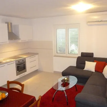 Apartament Mate